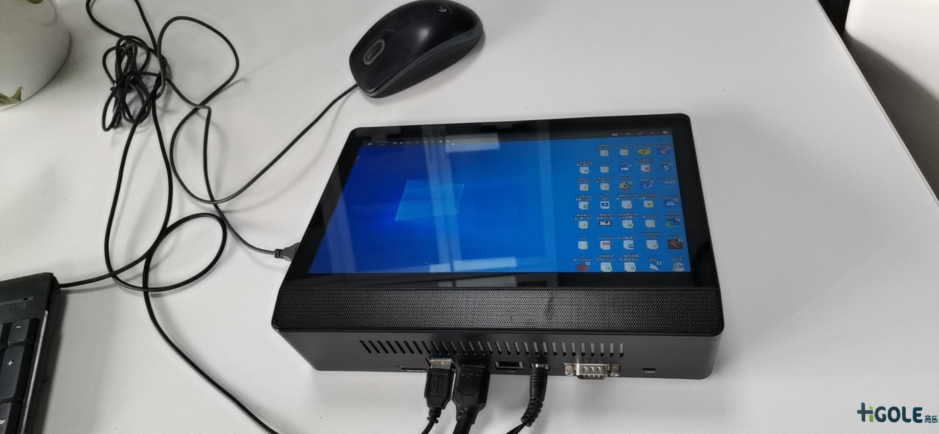 工業(yè)平板電腦一體機(jī)